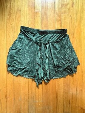 Hot Topic Thorn & Fable Skeleton Fairy Ruffle Mini Skirt Green Medium